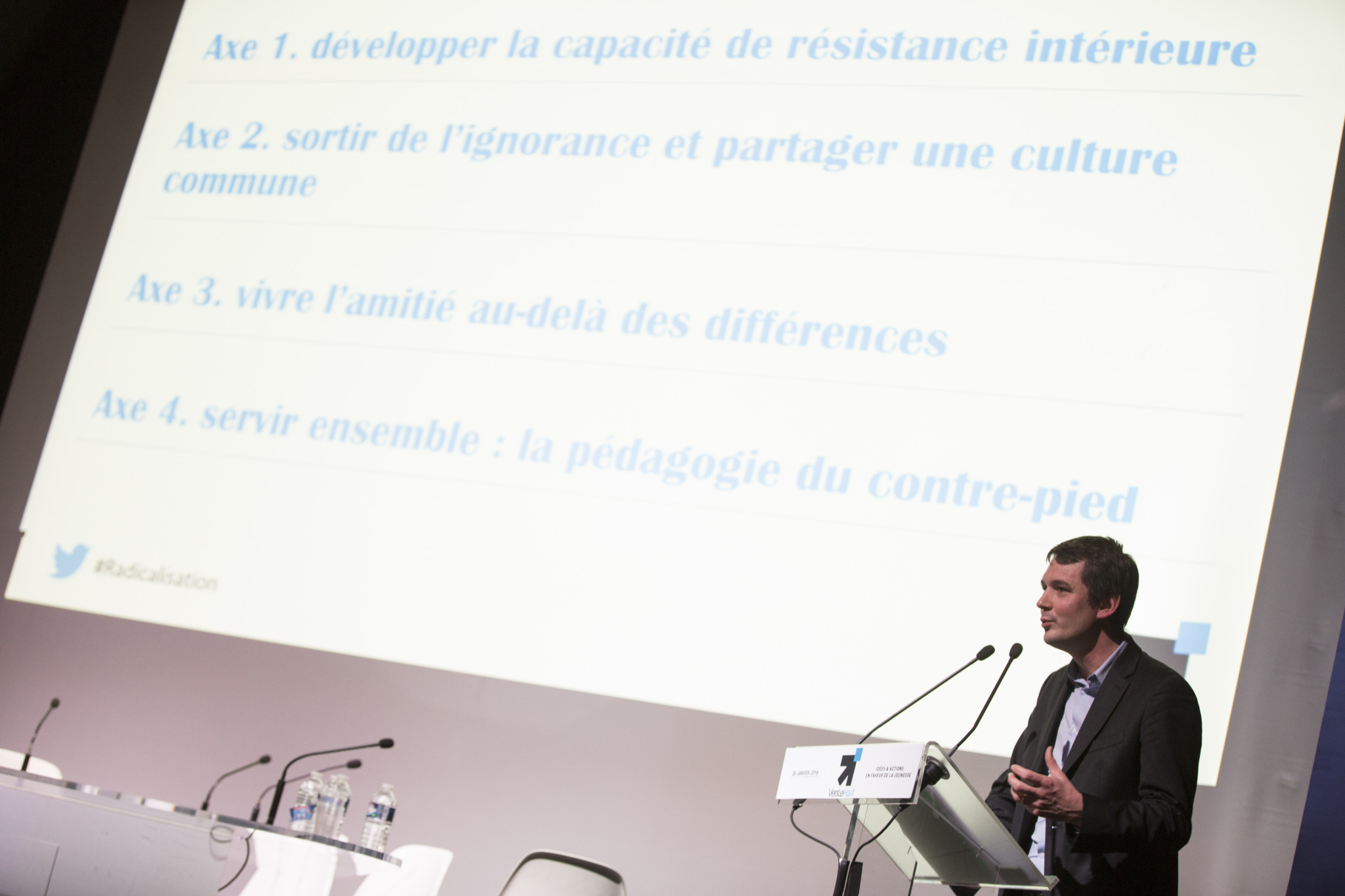 Retour en photos sur l’événement “Les jeunes face à la tentation de la “radicalisation” : que faire ?” 2 4321 007